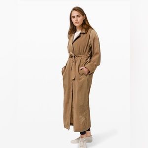 Lululemon Trench